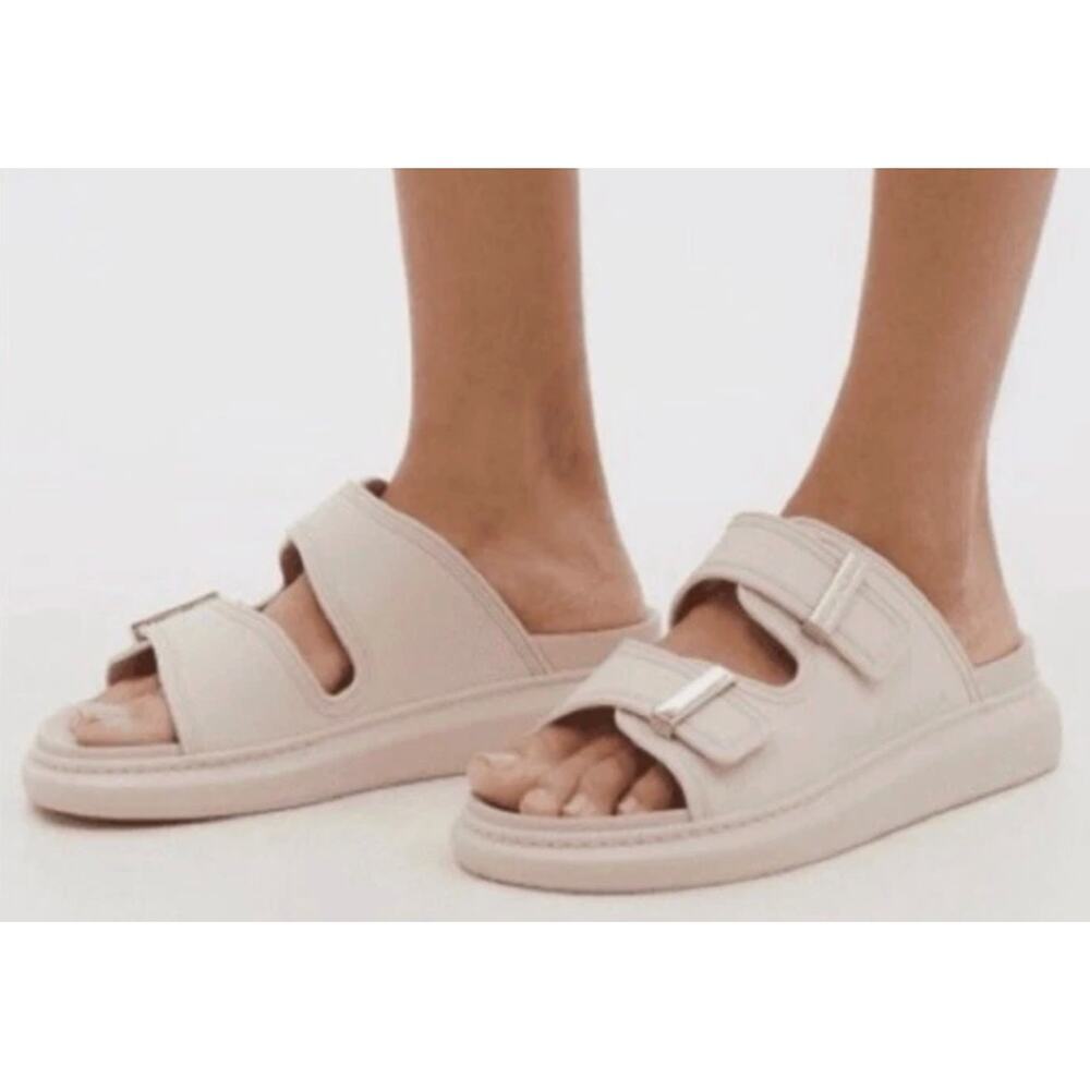Alexander McQueen Hybrid Rubber Slides Beige Tea Rose Sandals Women 38 US 8 FLAW - Picture 3 of 16